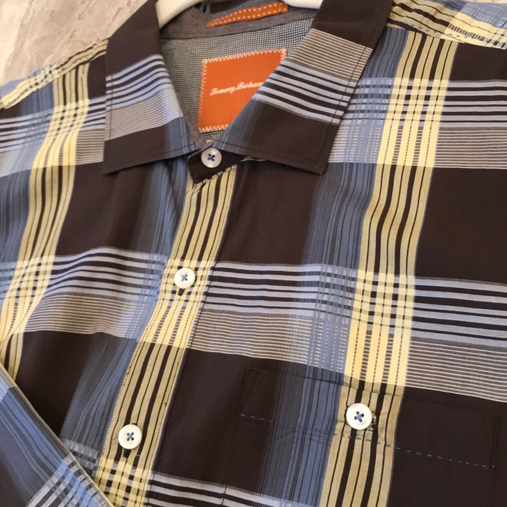 Tommy Bahama long sleeve button up shirt